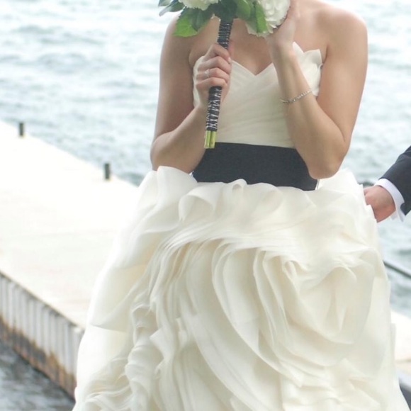 Maggie Sottero Juliette dress size 0 - Picture 7 of 8